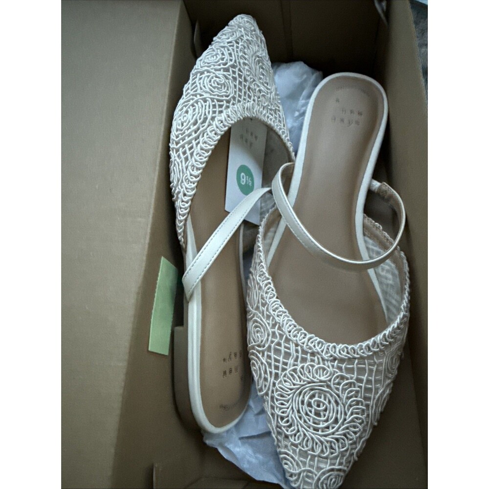 Women’s Vienna Flats with Memory Foam Insole - A New Day Light 9.5 NWB - Picture 6 of 6